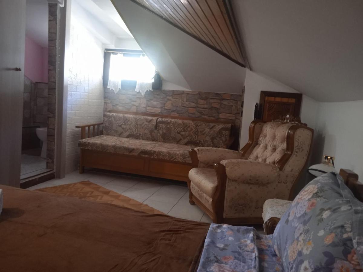 Kostis Hause Hotel Kastrákion Екстериор снимка