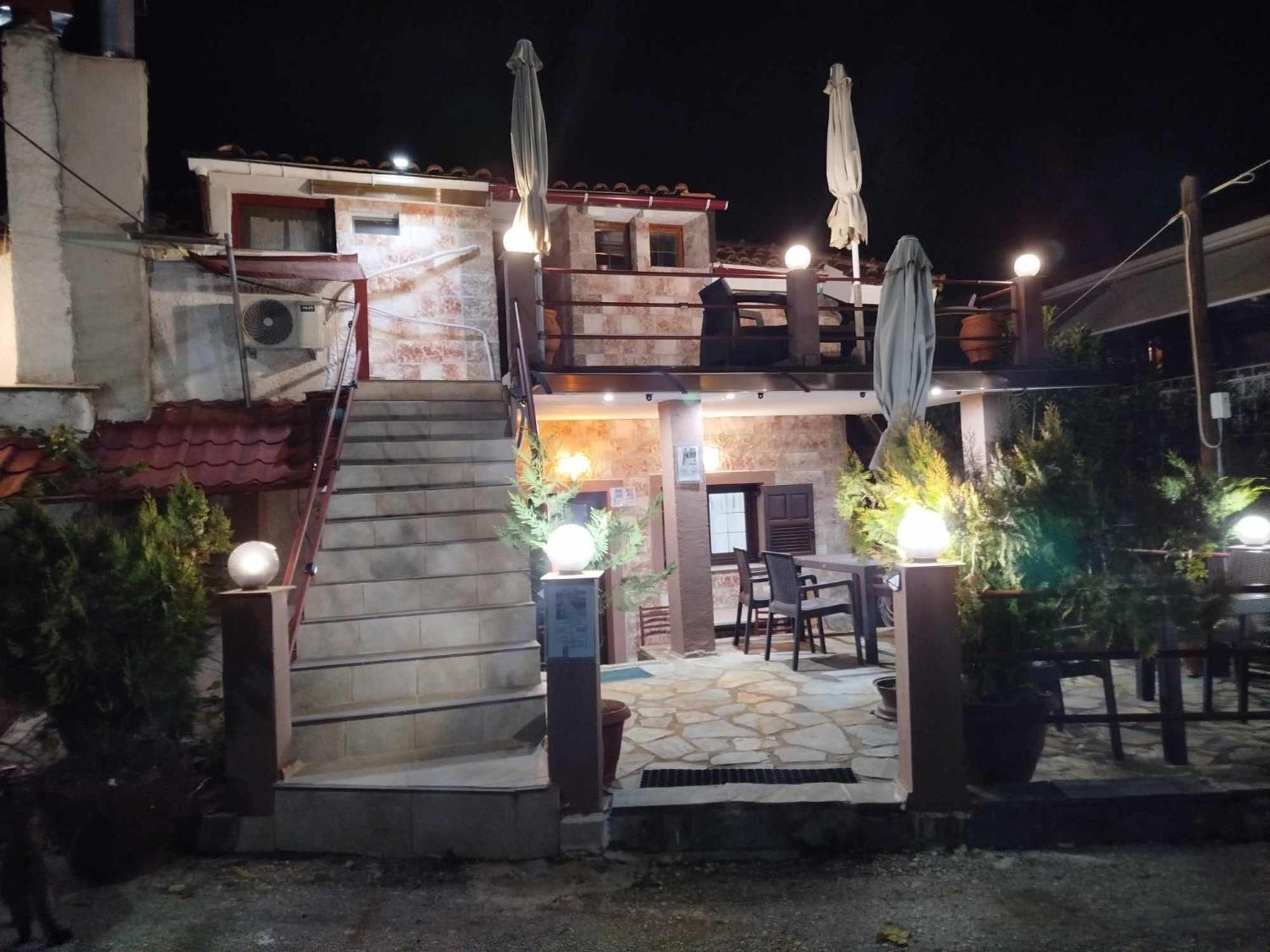 Kostis Hause Hotel Kastrákion Екстериор снимка