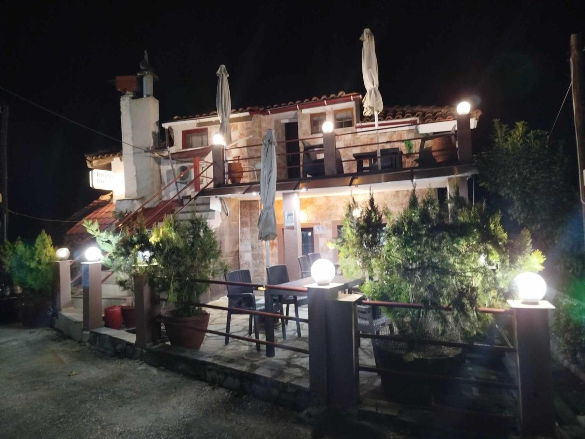 Kostis Hause Hotel Kastrákion Екстериор снимка