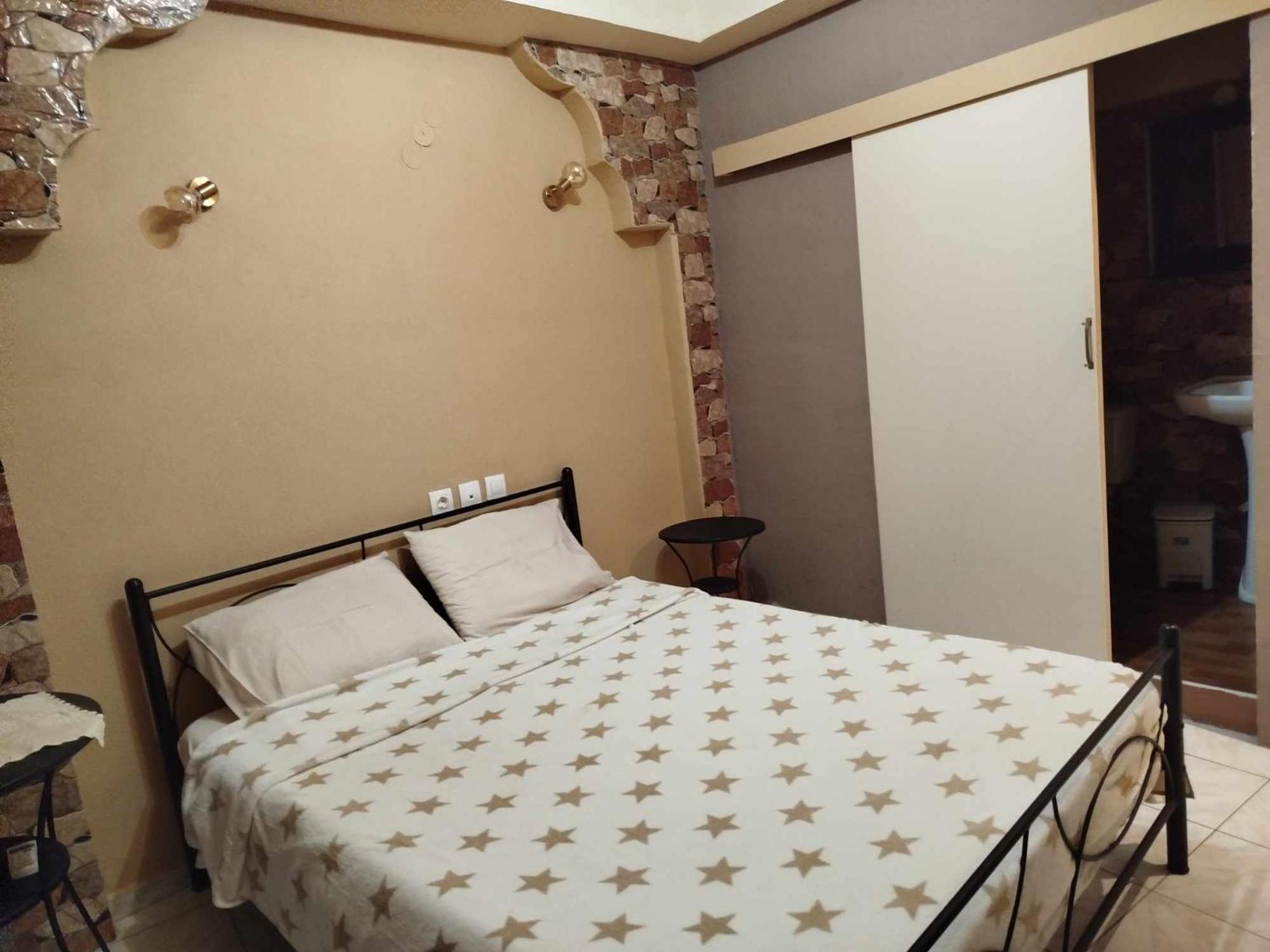 Kostis Hause Hotel Kastrákion Екстериор снимка