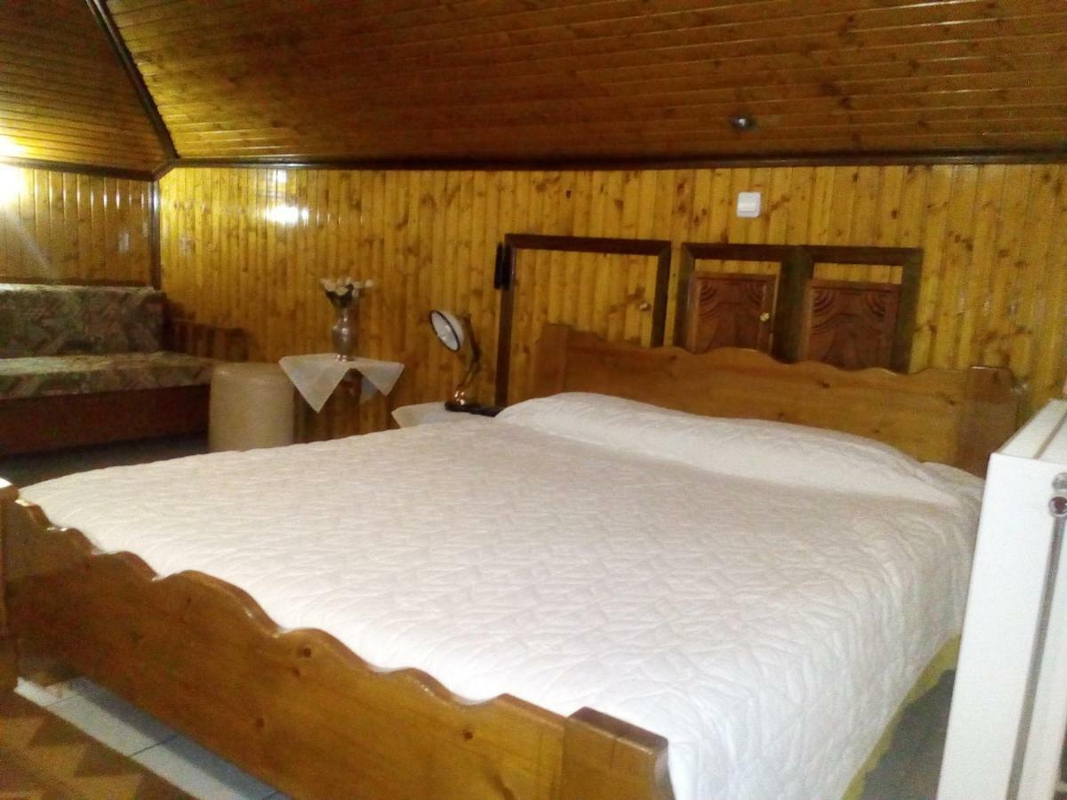Kostis Hause Hotel Kastrákion Екстериор снимка